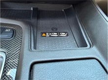 Vehicle Thumb #36