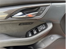 Vehicle Thumb #17