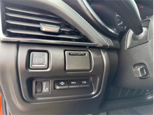 Vehicle Thumb #26