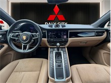 Vehicle Thumb #14