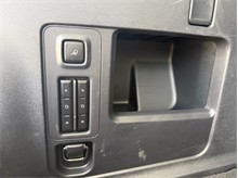 Vehicle Thumb #30
