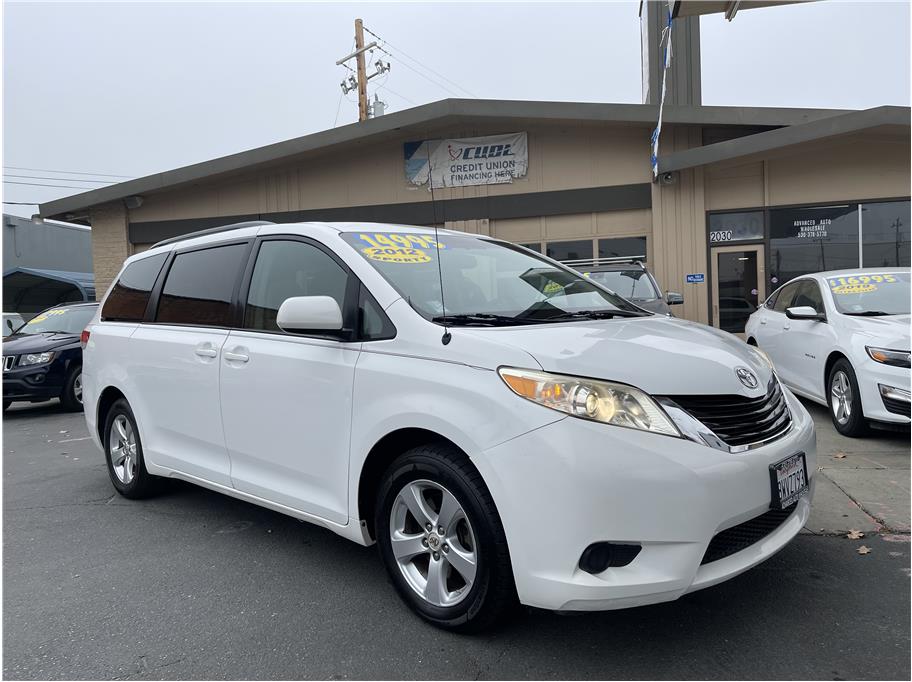 2012 Toyota Sienna from Advanced Auto Wholesale