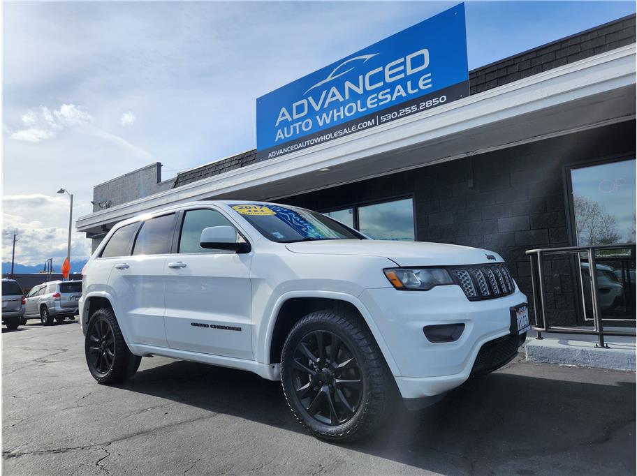2017 Jeep Grand Cherokee from Advanced Auto Wholesale