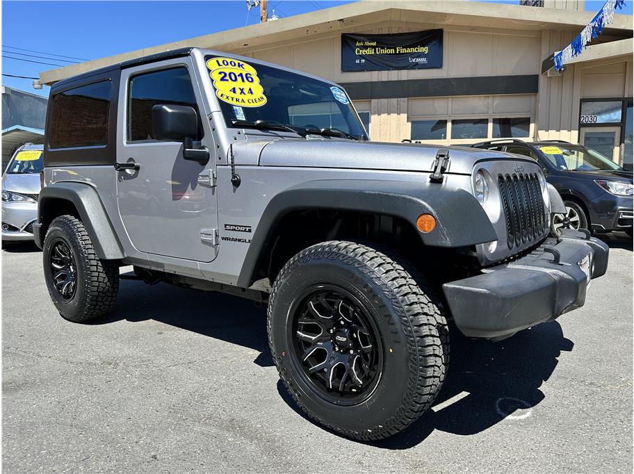 2016 Jeep Wrangler from Advanced Auto Wholesale