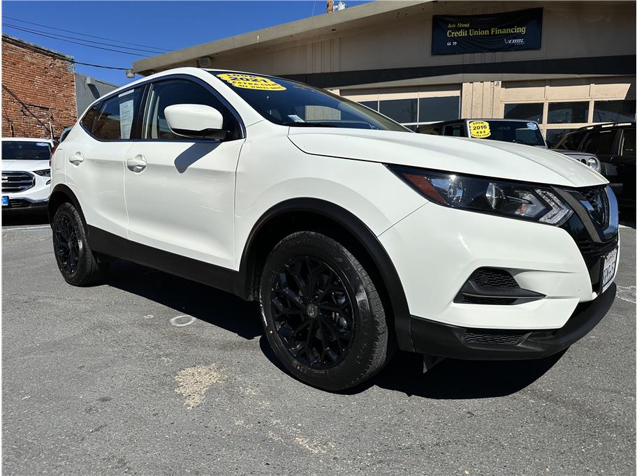 2021 Nissan Rogue Sport from Advanced Auto Wholesale
