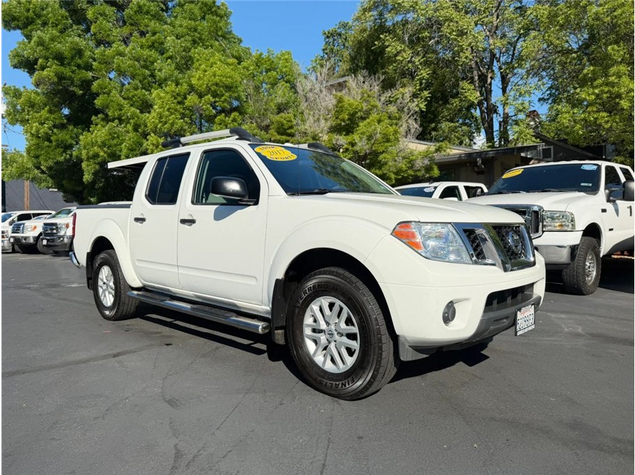 2017 Nissan Frontier Crew Cab from Advanced Auto Wholesale