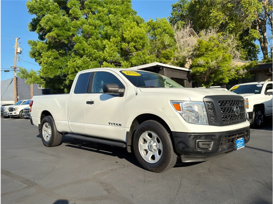 2018 Nissan Titan King Cab from Advanced Auto Wholesale