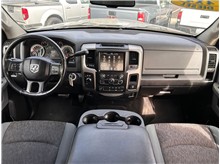 Vehicle Thumb #18