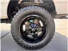 Vehicle Thumb #19
