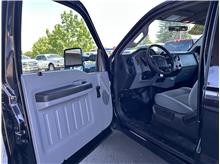 Vehicle Thumb #9