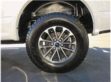 Vehicle Thumb #19