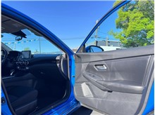 Vehicle Thumb #13