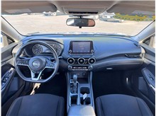 Vehicle Thumb #17