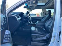Vehicle Thumb #9