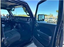 Vehicle Thumb #13