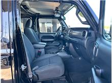 Vehicle Thumb #14