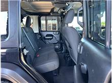 Vehicle Thumb #16