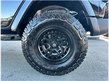 Vehicle Thumb #19