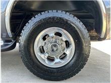 Vehicle Thumb #19