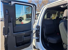 Vehicle Thumb #15