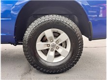 Vehicle Thumb #19