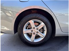 Vehicle Thumb #19