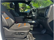 Vehicle Thumb #15