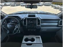 Vehicle Thumb #17