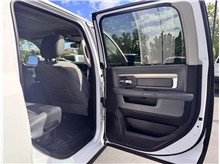 Vehicle Thumb #15