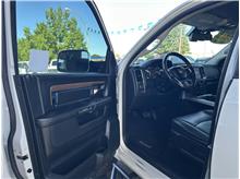 Vehicle Thumb #9