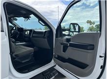 Vehicle Thumb #13