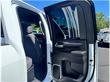 Vehicle Thumb #15