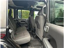 Vehicle Thumb #14
