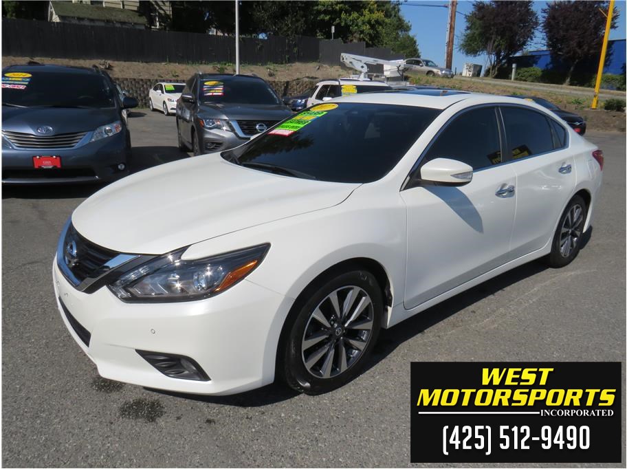 2017 Nissan Altima from West Motorsports Inc.