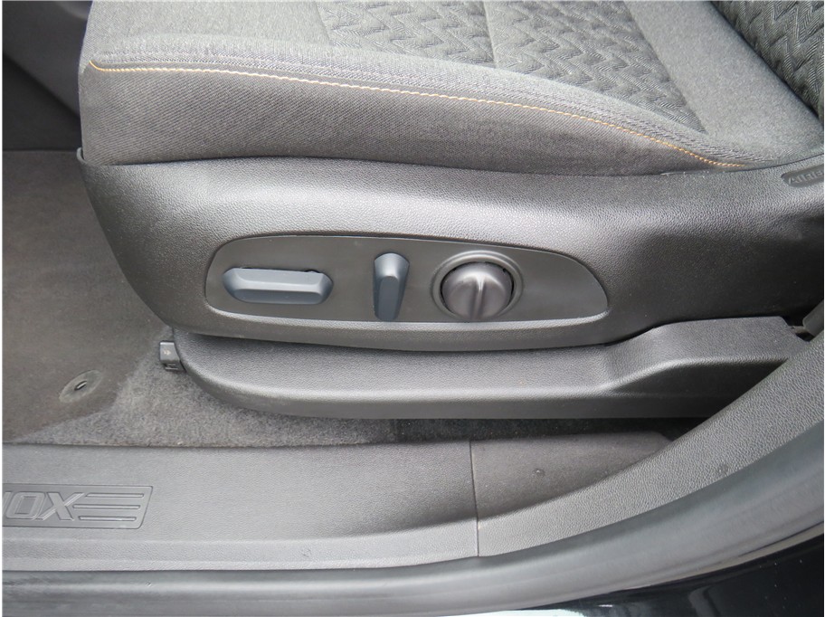 2022 Chevrolet Equinox LT - Photo 15