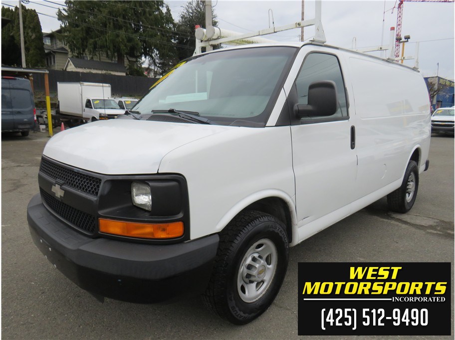 2004 Chevrolet Express Base