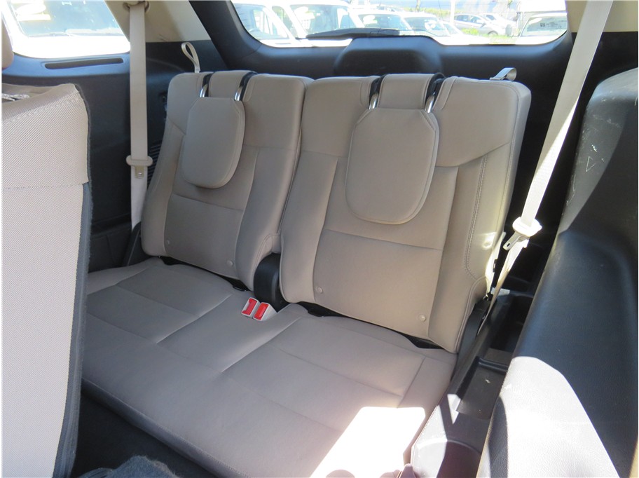 2022 Ford Explorer Base - Photo 16