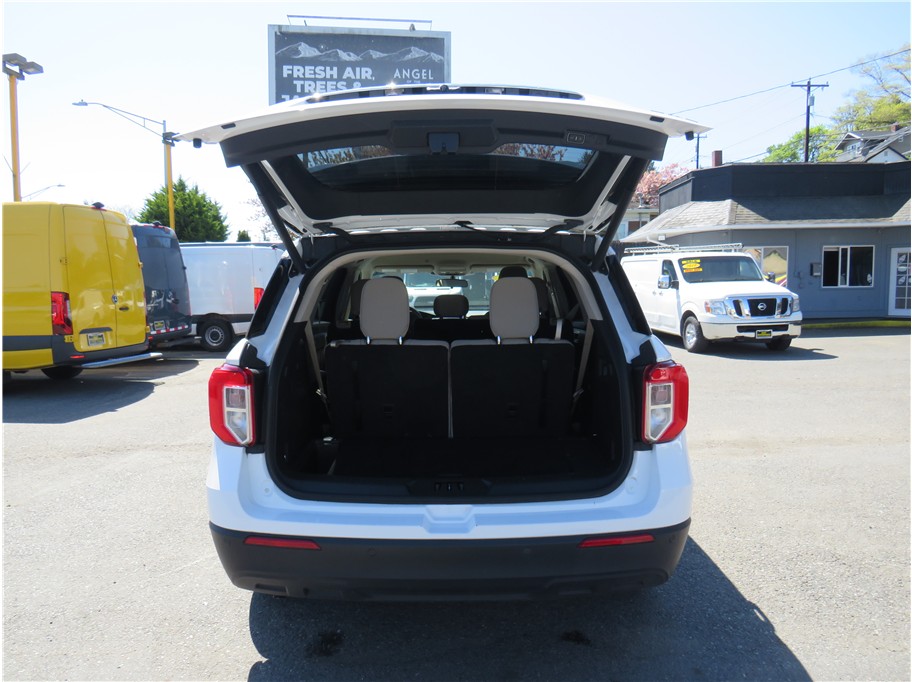 2022 Ford Explorer Base - Photo 17