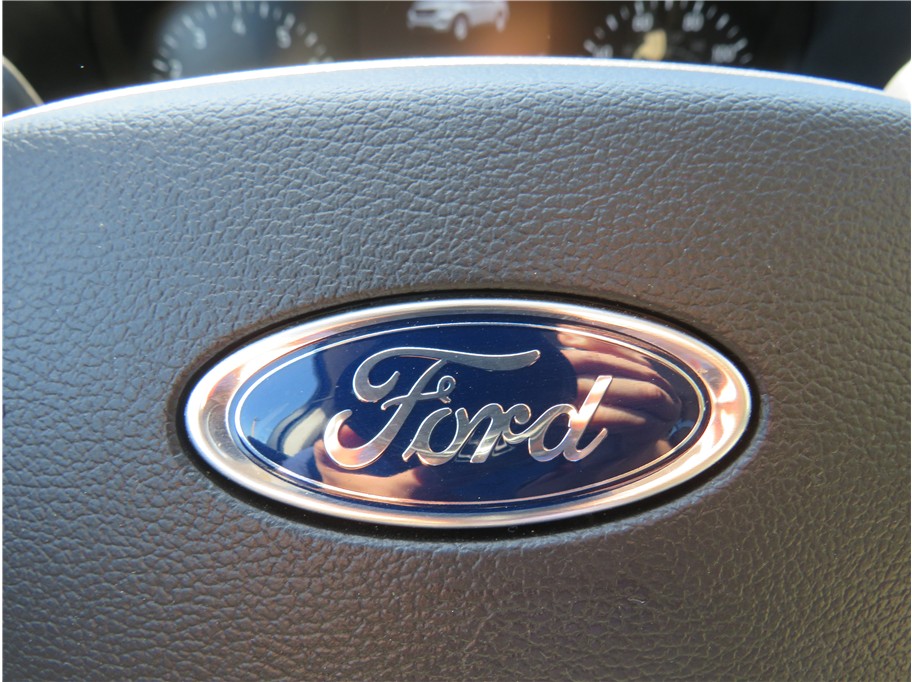 2022 Ford Explorer Base - Photo 37