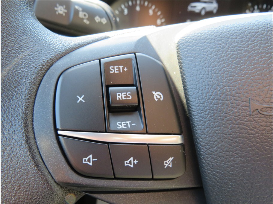 2022 Ford Explorer Base - Photo 38