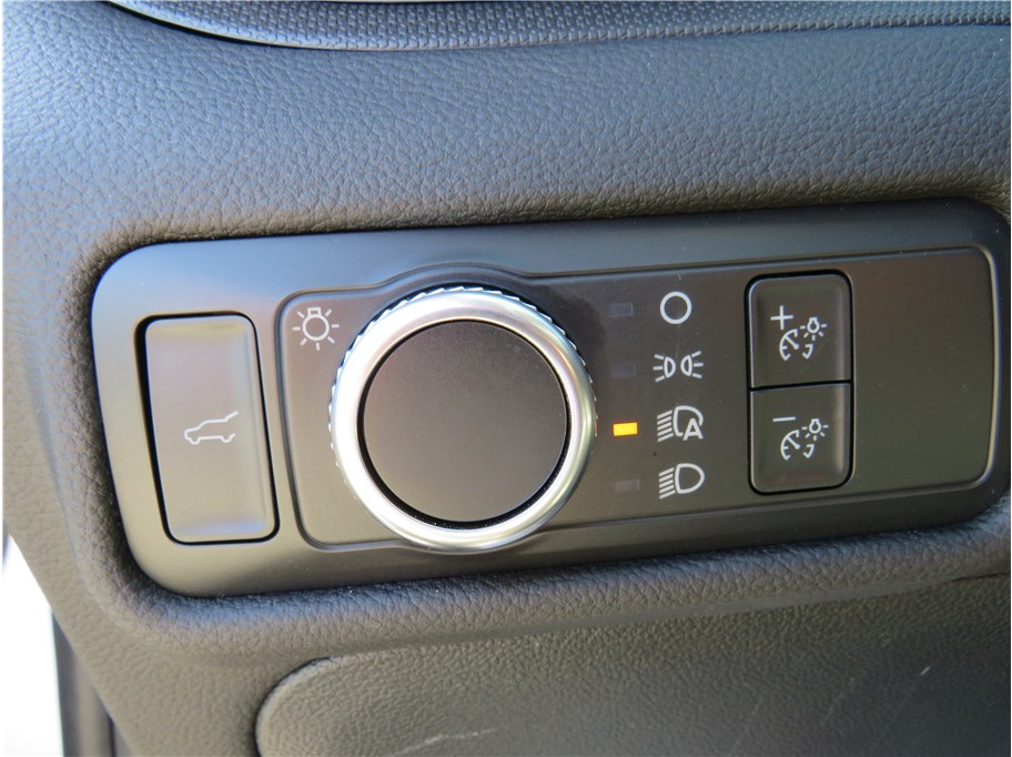 2022 Ford Explorer Base - Photo 47