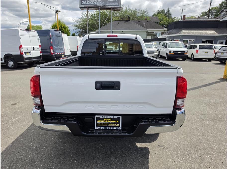 2019 Toyota Tacoma SR5 - Photo 19