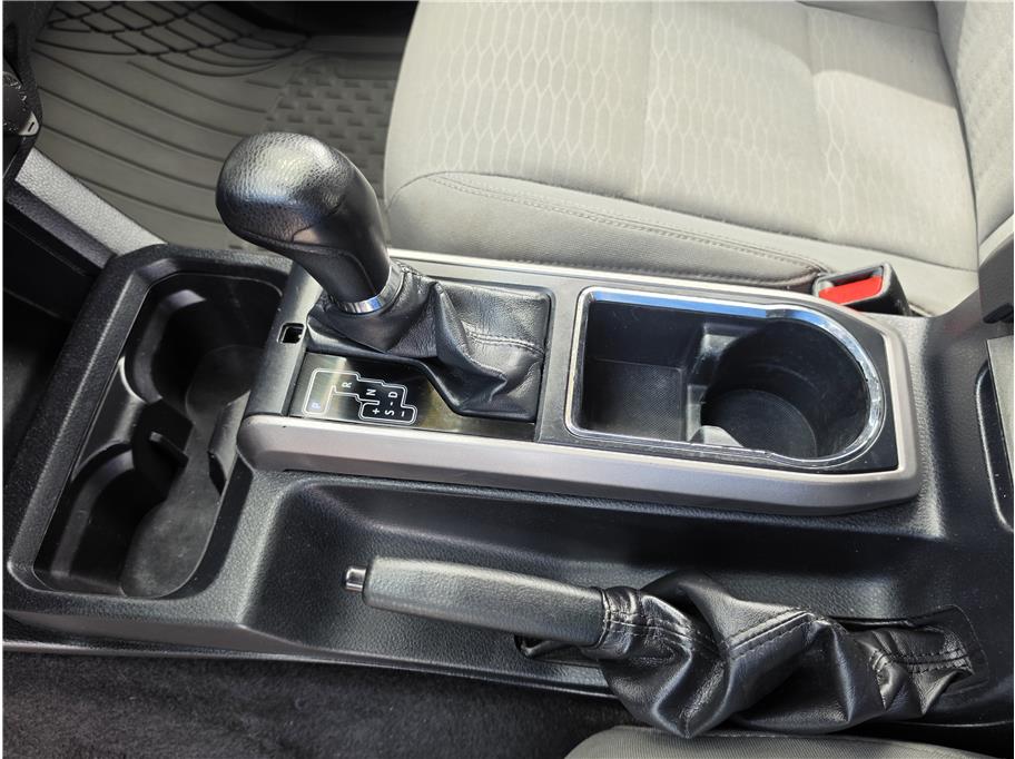 2019 Toyota Tacoma SR5 - Photo 30