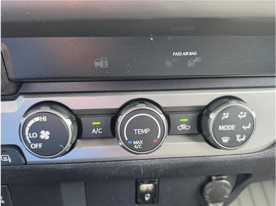 2019 Toyota Tacoma SR5 - Photo 34