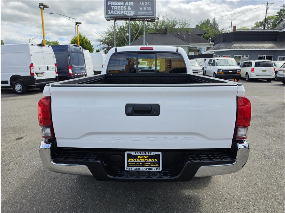 2019 Toyota Tacoma SR5 - Photo 8
