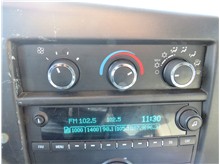 Vehicle Thumb #34