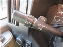 Vehicle Thumb #43