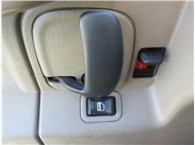 Vehicle Thumb #47