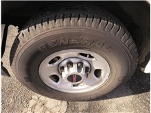 Vehicle Thumb #52