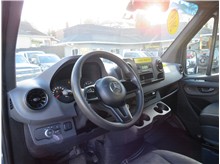 Vehicle Thumb #15